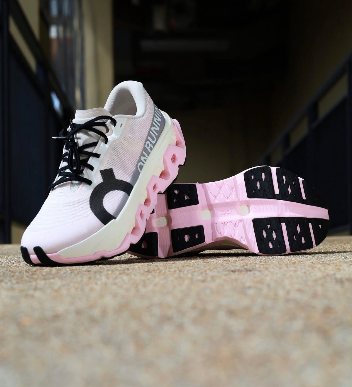 WMNs On Running Cloudmonster 3 Hyper Ivory Peony