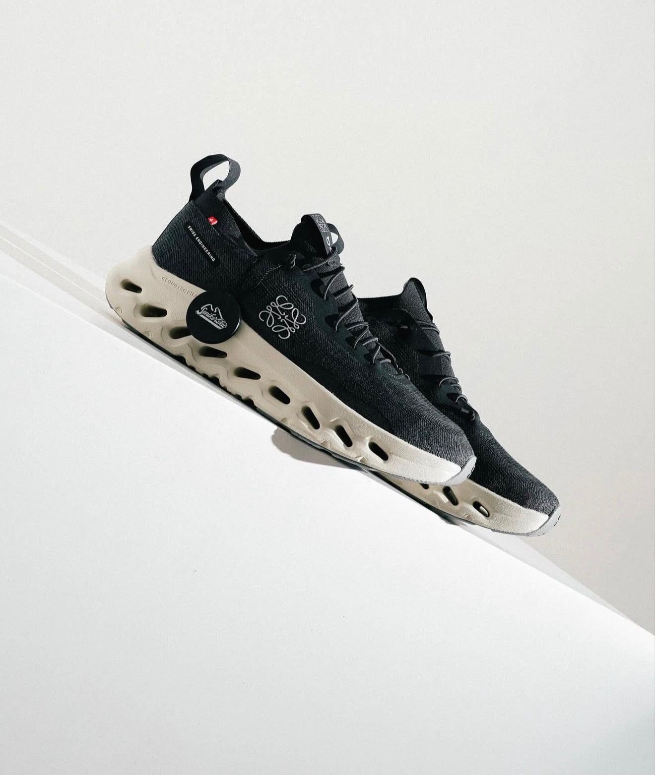 On Running Cloudtilt LOEWE Denim Grey