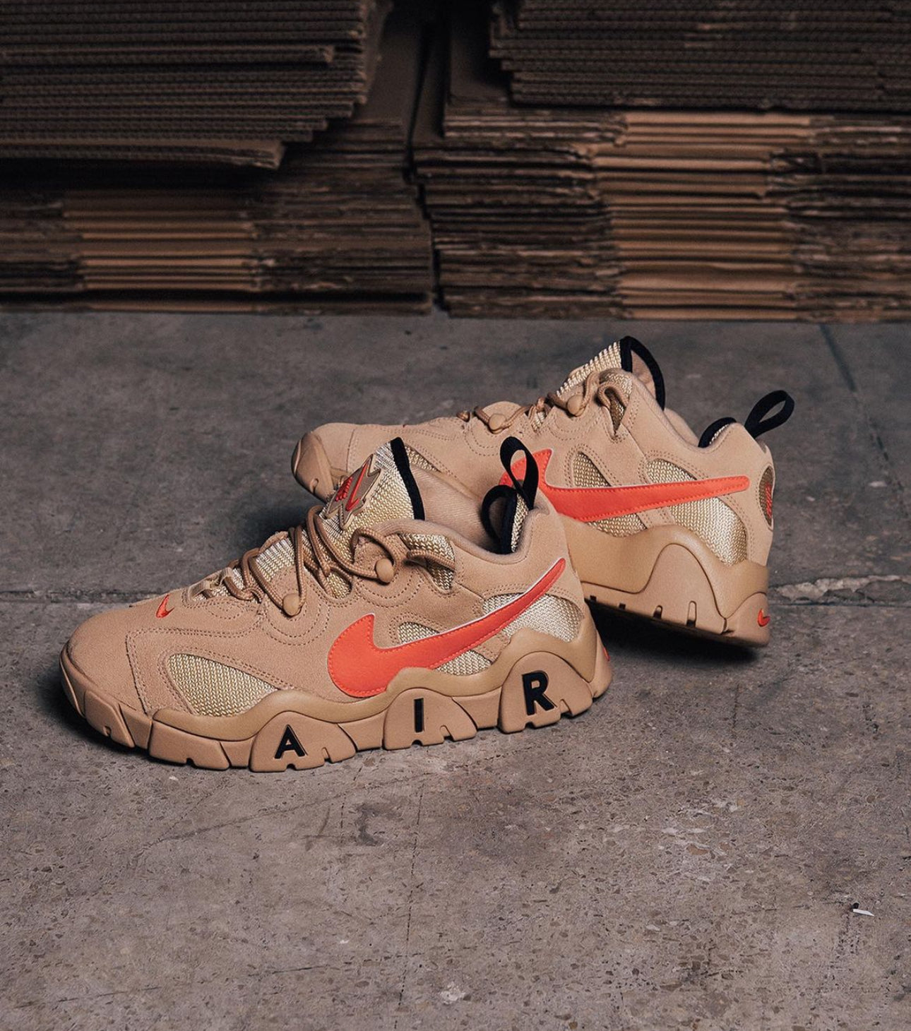 Air Barrage Low “ Vachetta Tan “