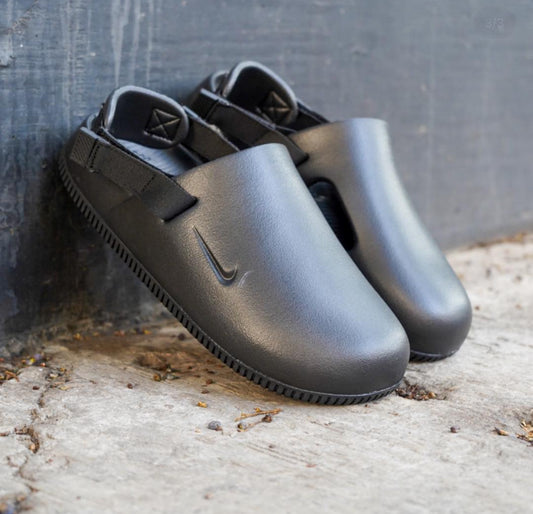 Air Calm Mule “ Black “