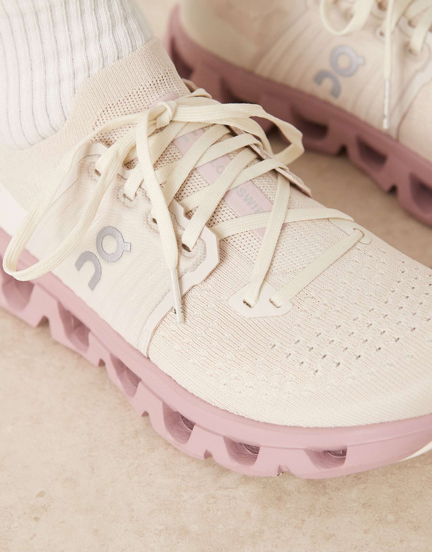 WMNs On Running Cloudswift 4 Pearl Mauve