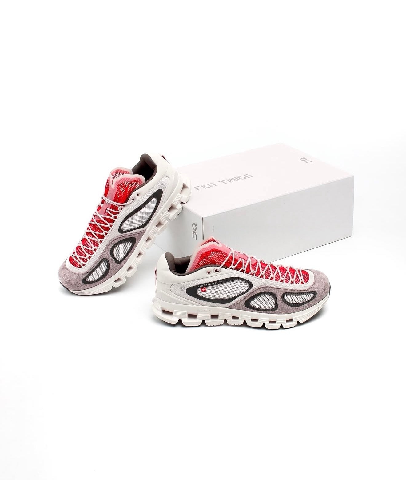 On Running Cloud X FKA Twigs Lily