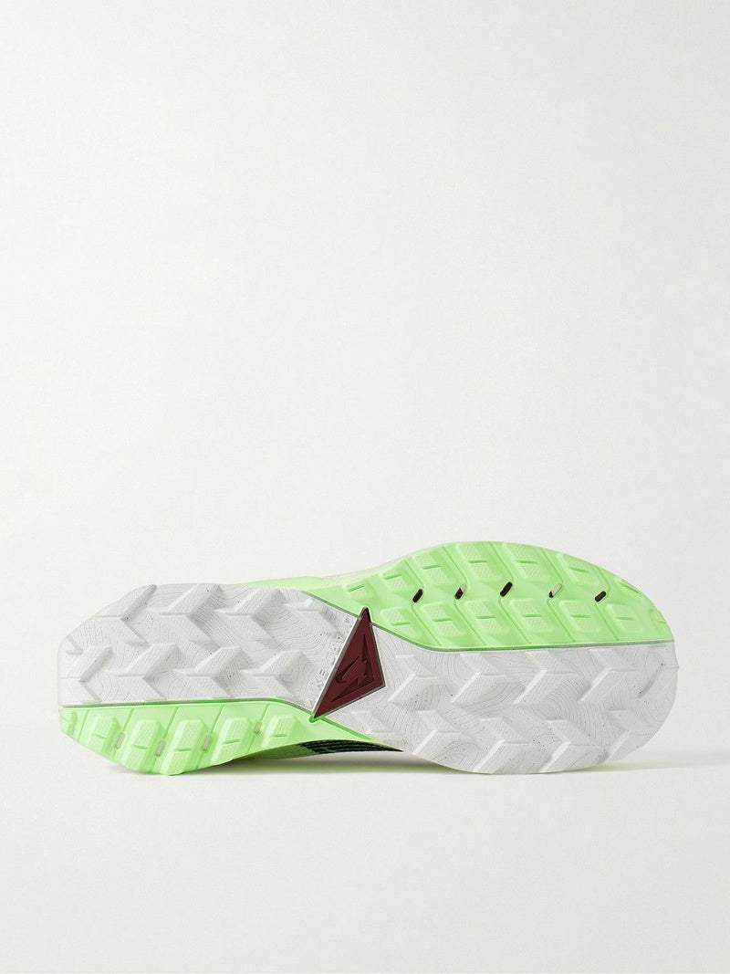 Wildhorse 8 Summit White Vapor Green
