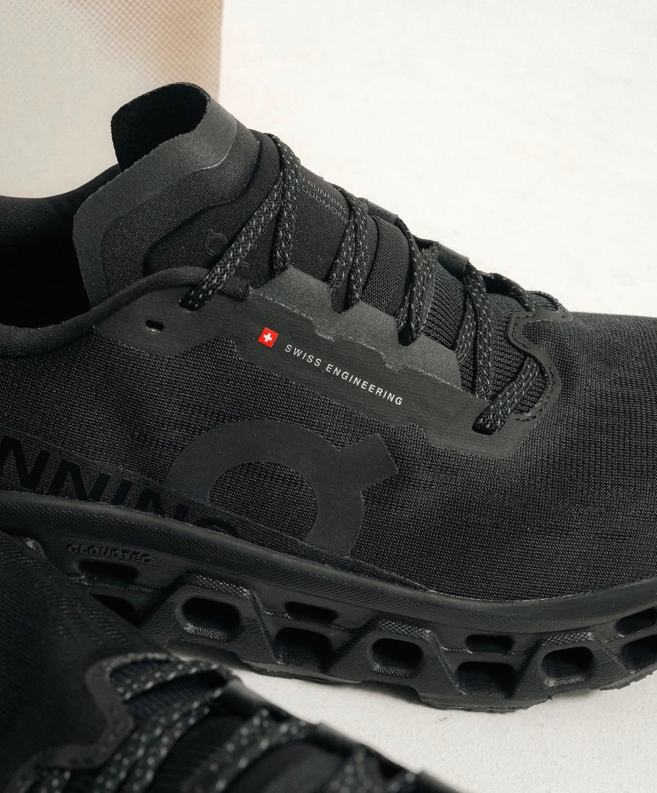 On Running Cloudmonster 3 Black
