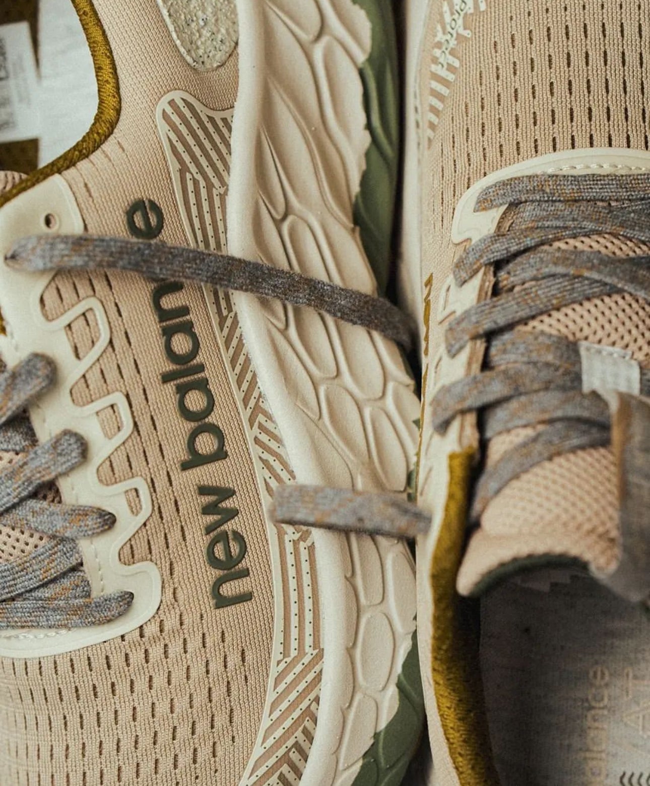 New Balance Fresh Foam x More Trail V3 “ Grey “