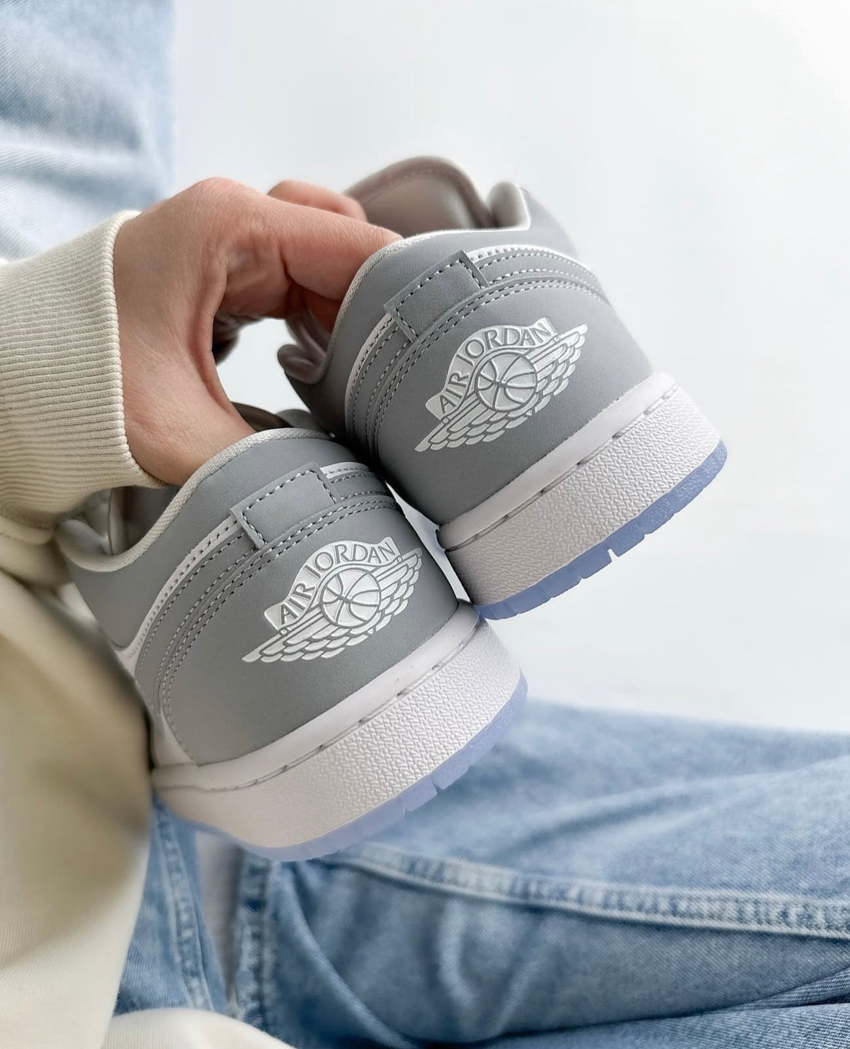 Air Jordan 1 Low Wolf Grey