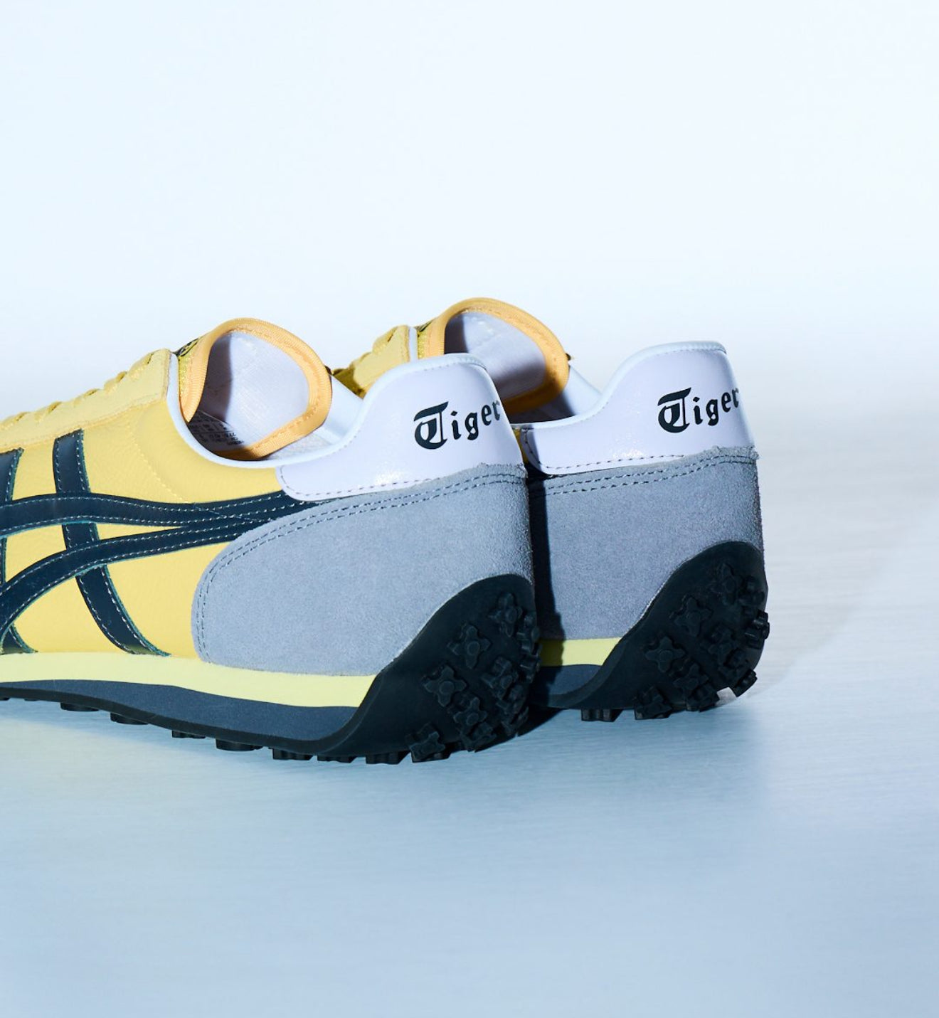 EDR 78 Lace Up Faded Yellow Indigo Navy
