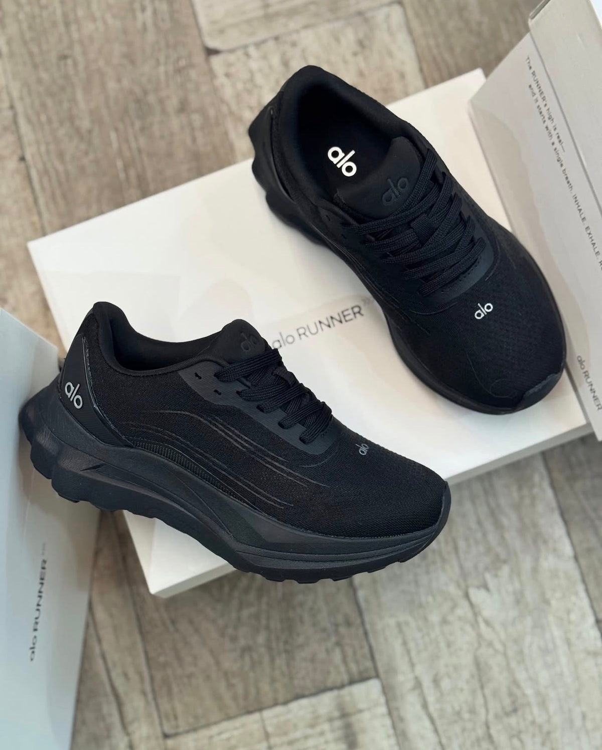 Alo Runner Black