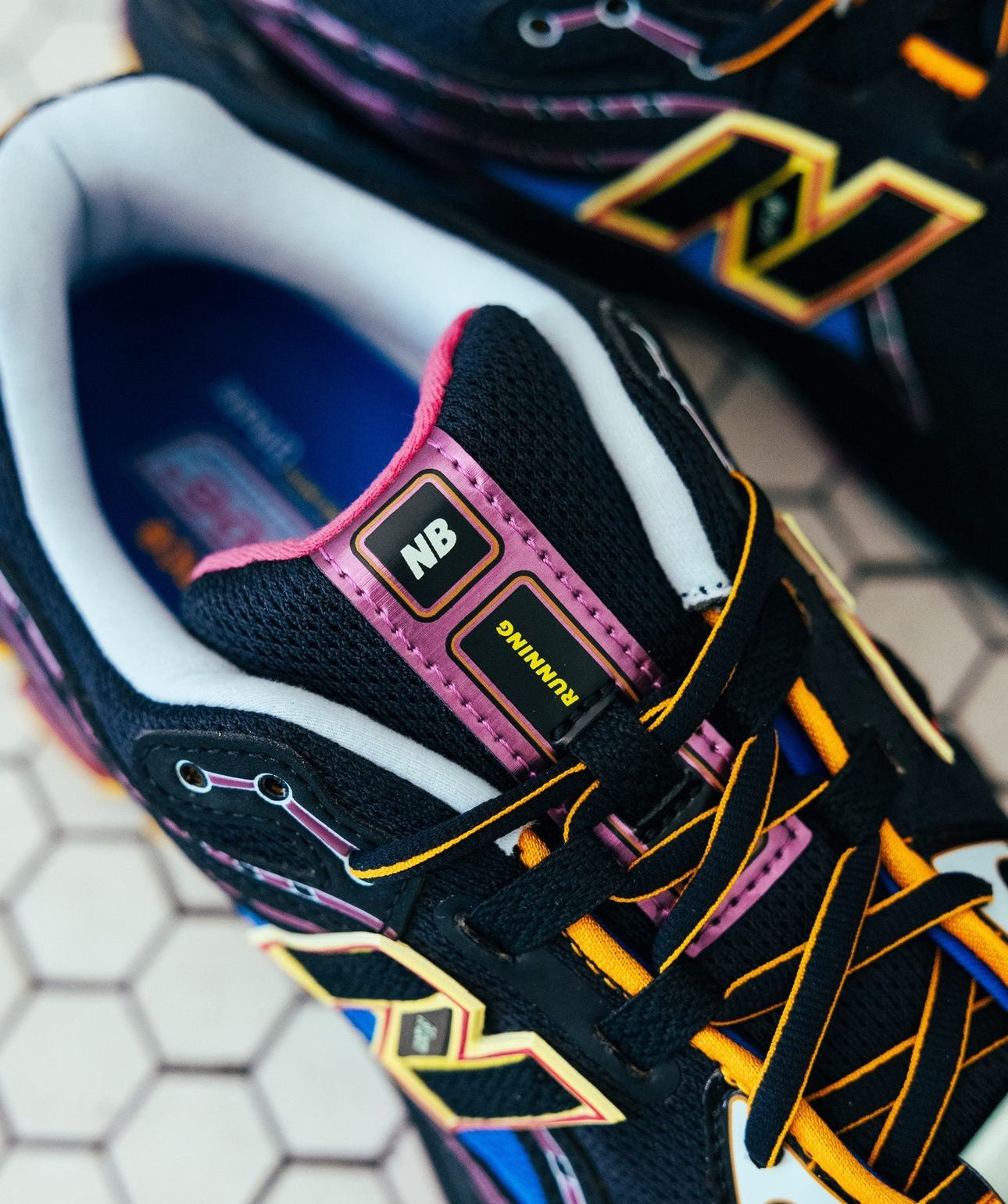 New Balance 1906R Neon Nights