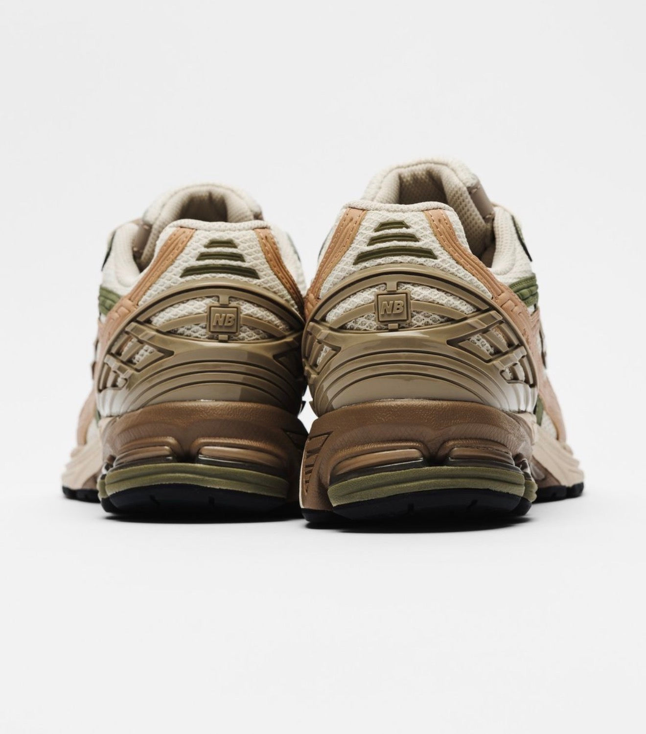NB Balance 1906U Linen Dark Olivine