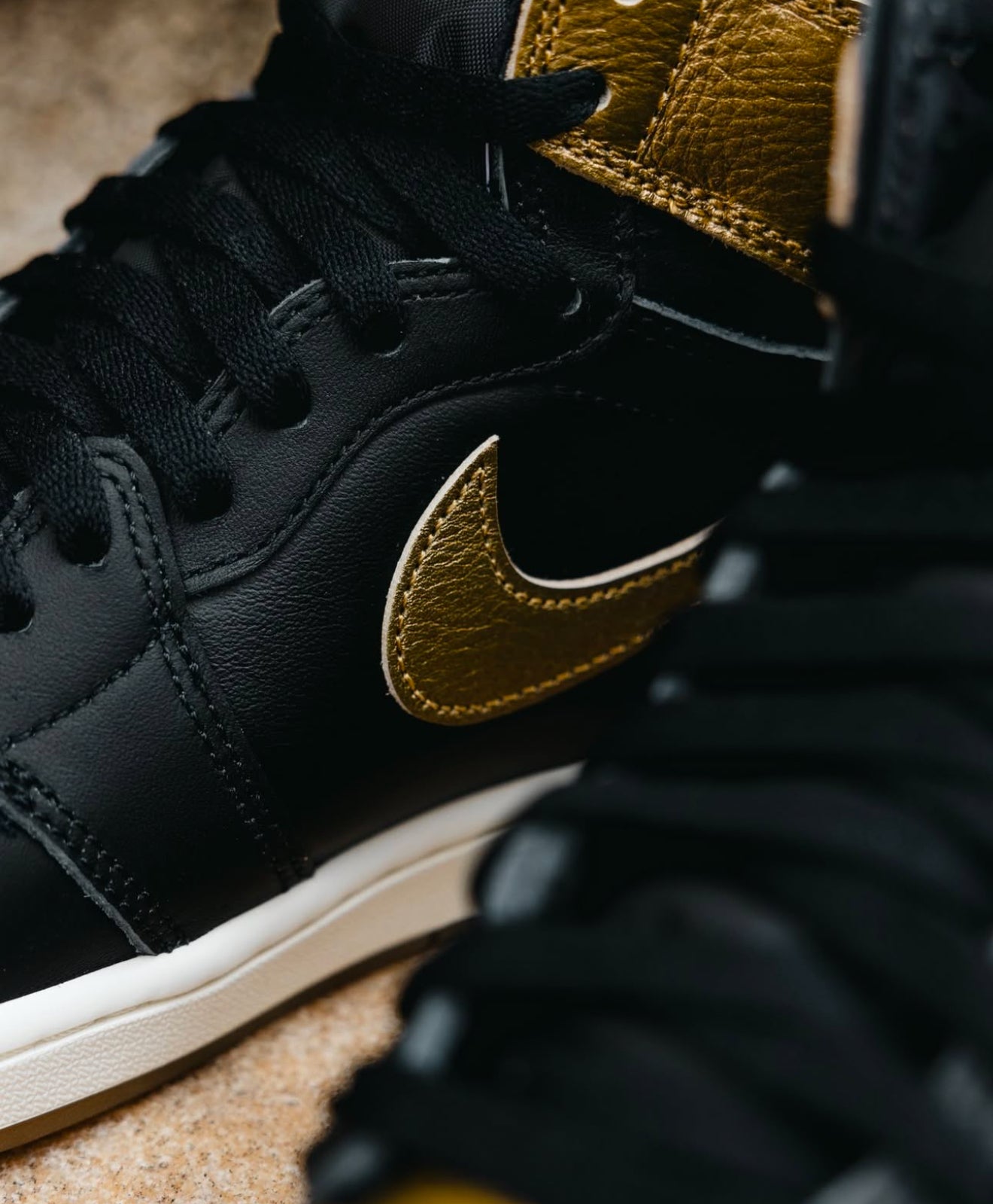 Air Jordan 1 High OG Black Gold