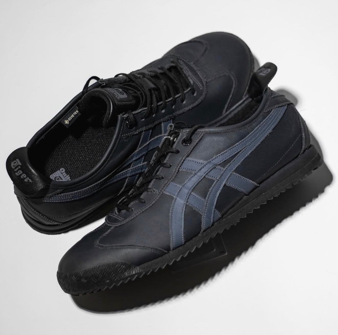 Mexico 66 SD Lace Up Black Grey