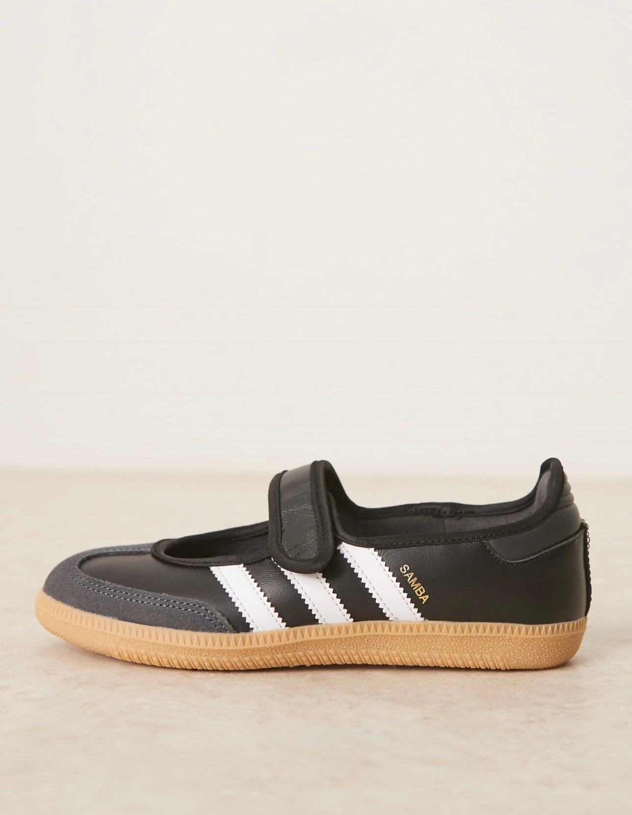 WMNs Samba Jane Black White Gum