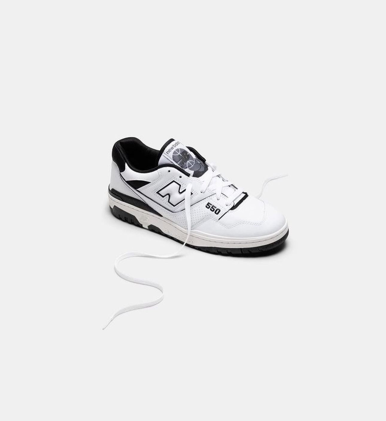 New Balance 550 “ White/Black “