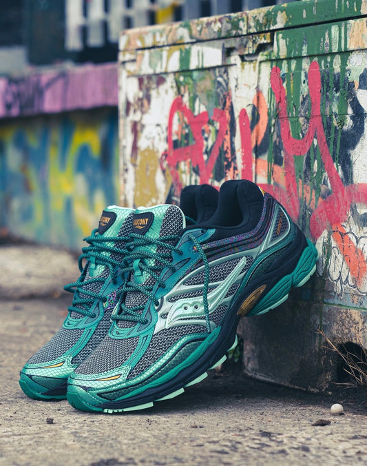 Saucony ProGrid Omni 9 Glowaconstrictor Green