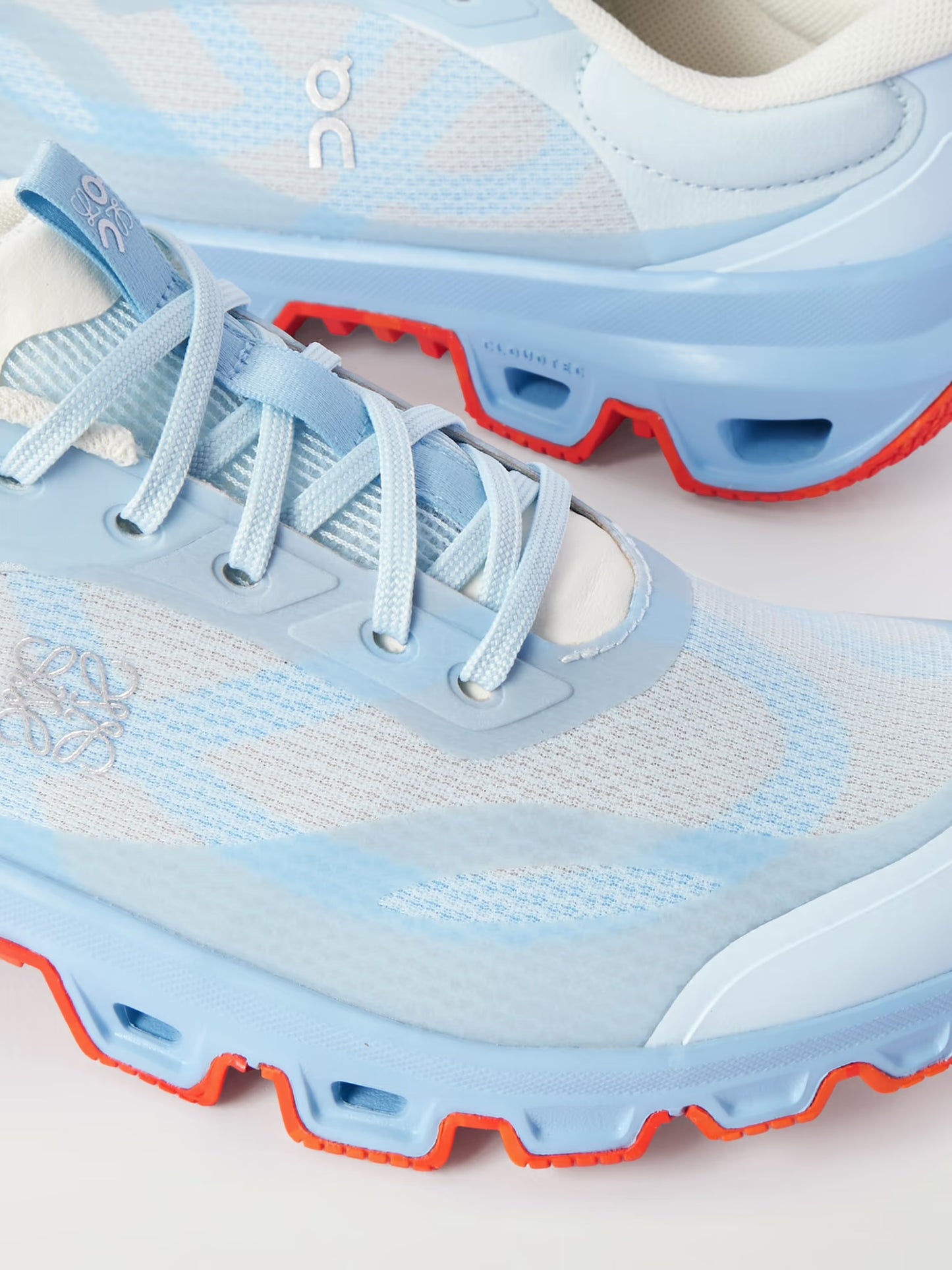 On Running Cloudventure 2 LOEWE Blue Red White