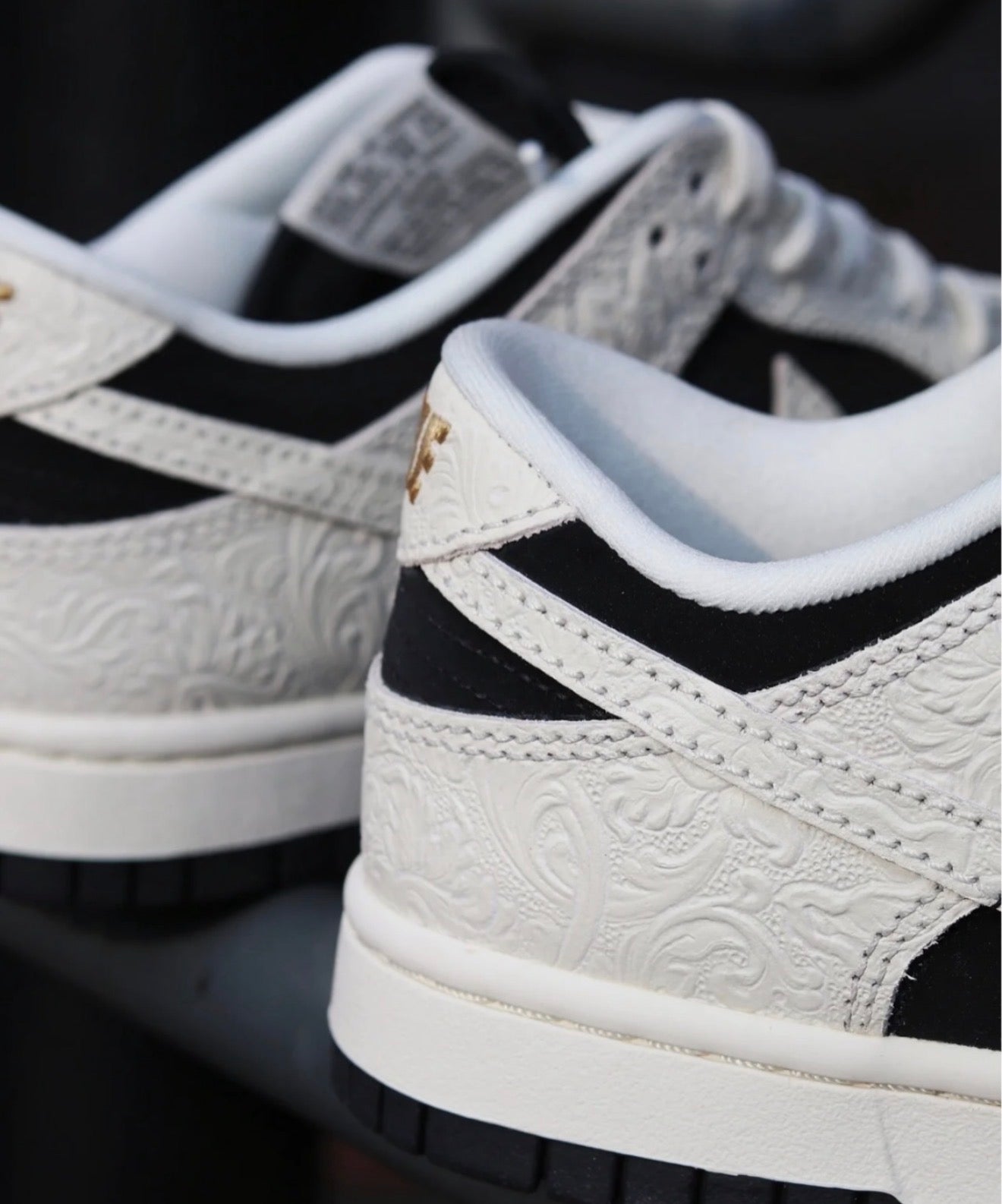 Dunk Low Embossed Black Sail