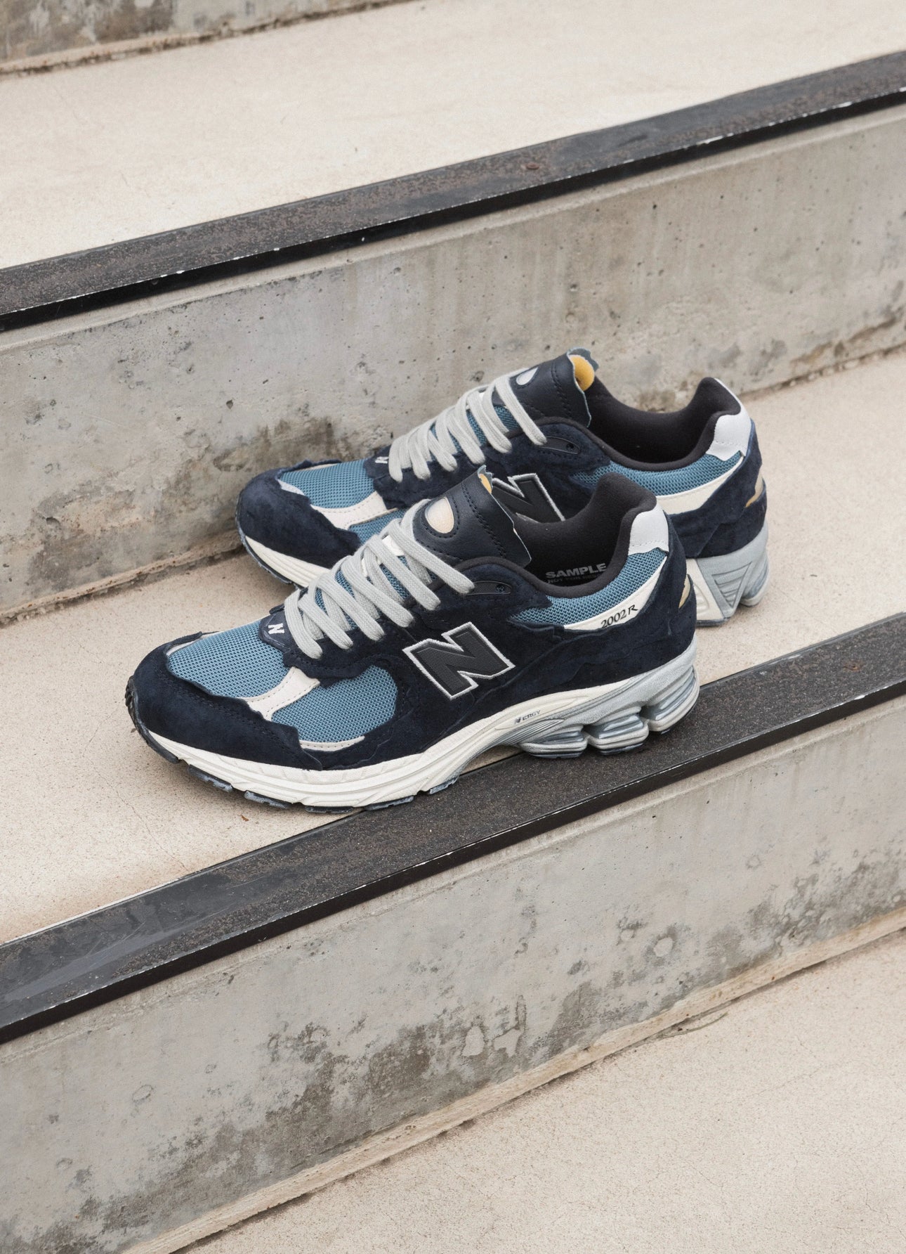 New Balance 2002r “ Refined Future Pack “ ( Dark Navy Blue )