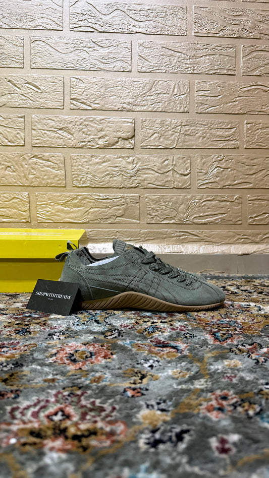 SCLAW Lichen Green Brown Stone