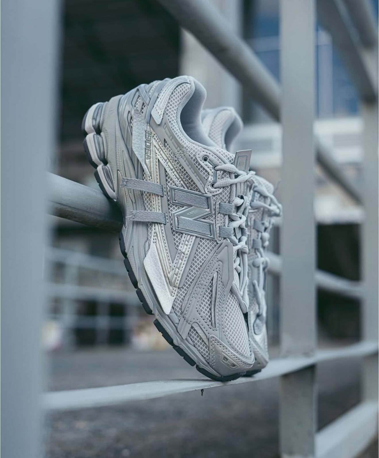 New Balance 1906A Concrete Silver Metallic