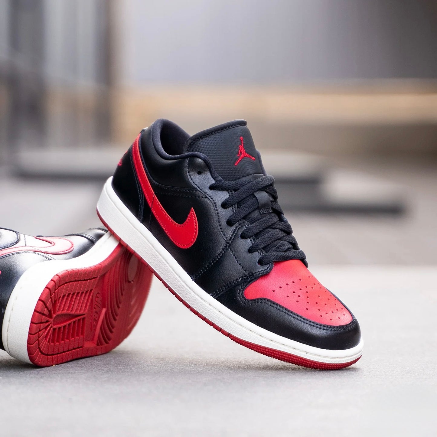 Air Jordan 1 Low Bred Sail