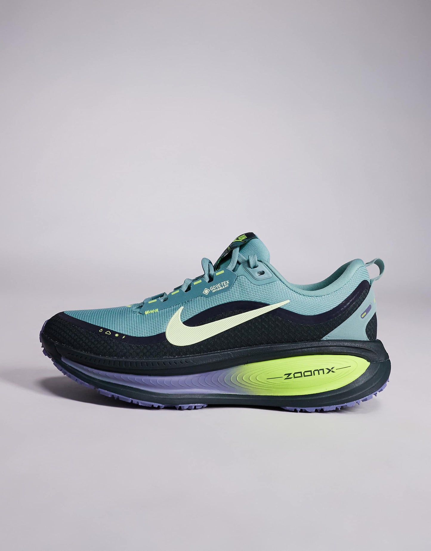 Vomero 18 Gore-Tex Seaweed Cannon Volt