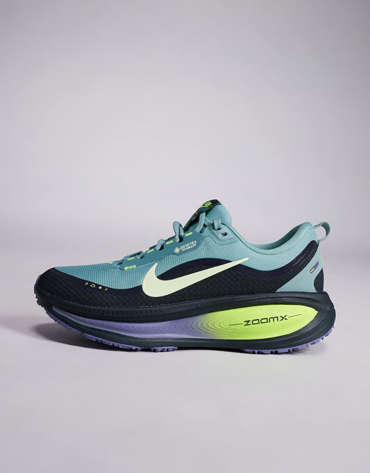 Vomero 18 Gore-Tex Seaweed Cannon Volt