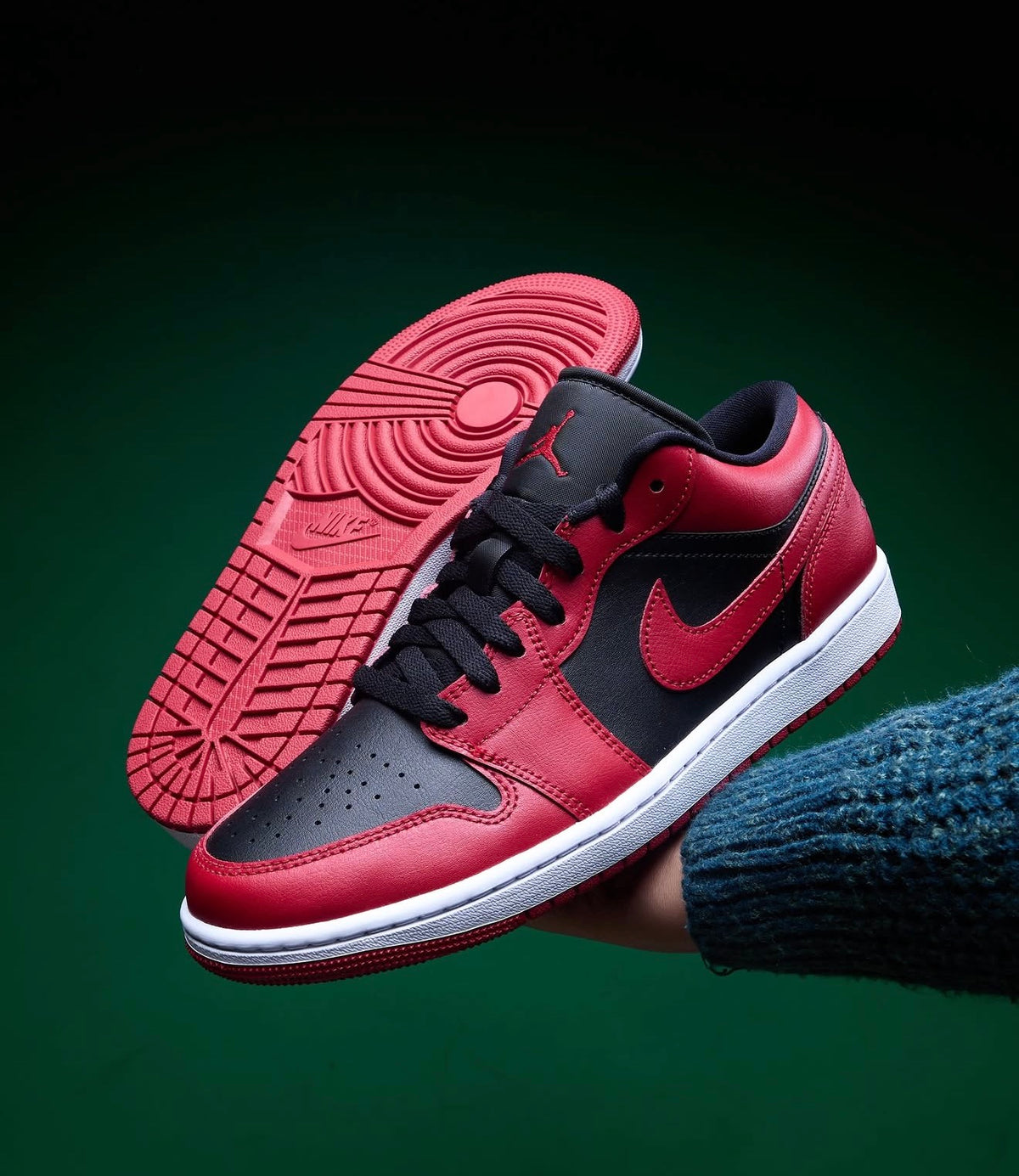 Air Jordan 1 Low Reverse Bred
