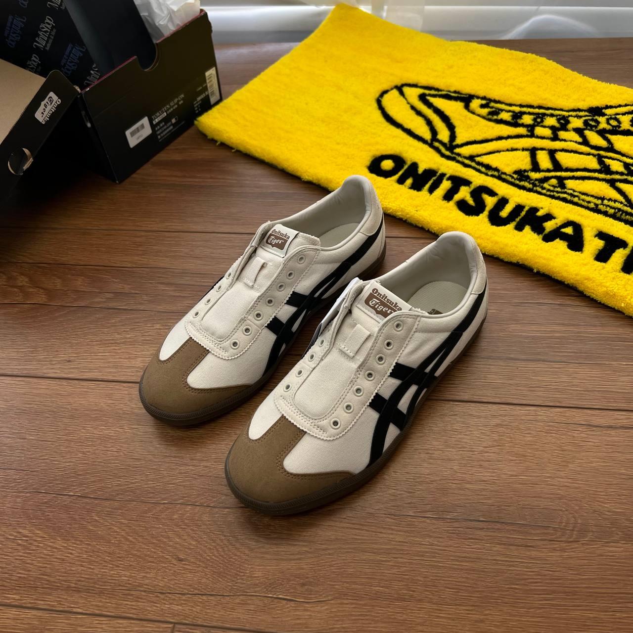 Onitsuka Tiger Tokuten Slip On White Brown Black