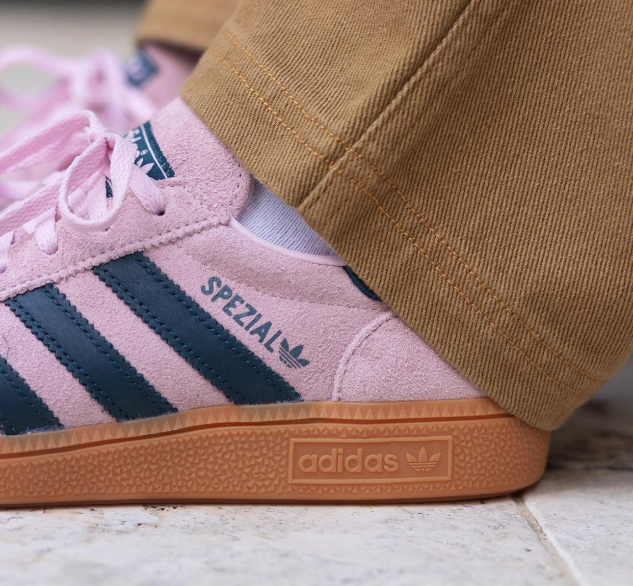 WMNs Handball Spezial “ Clear Pink “