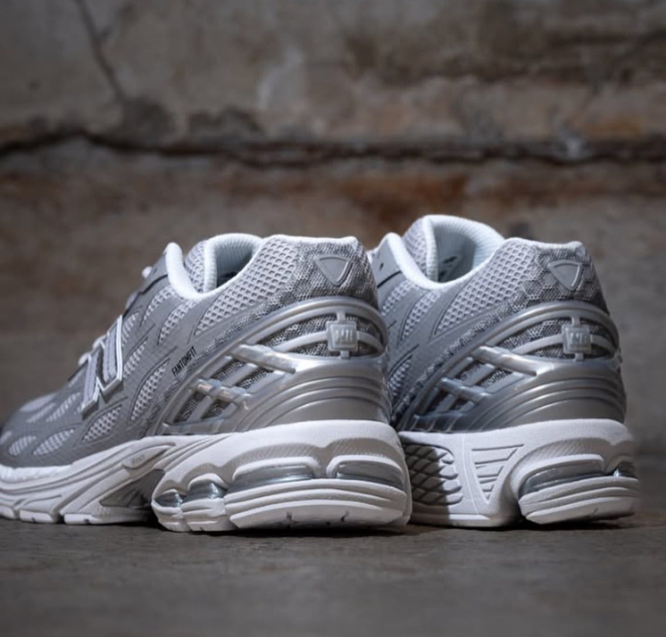 NB Balance 1906W Silver Metallic