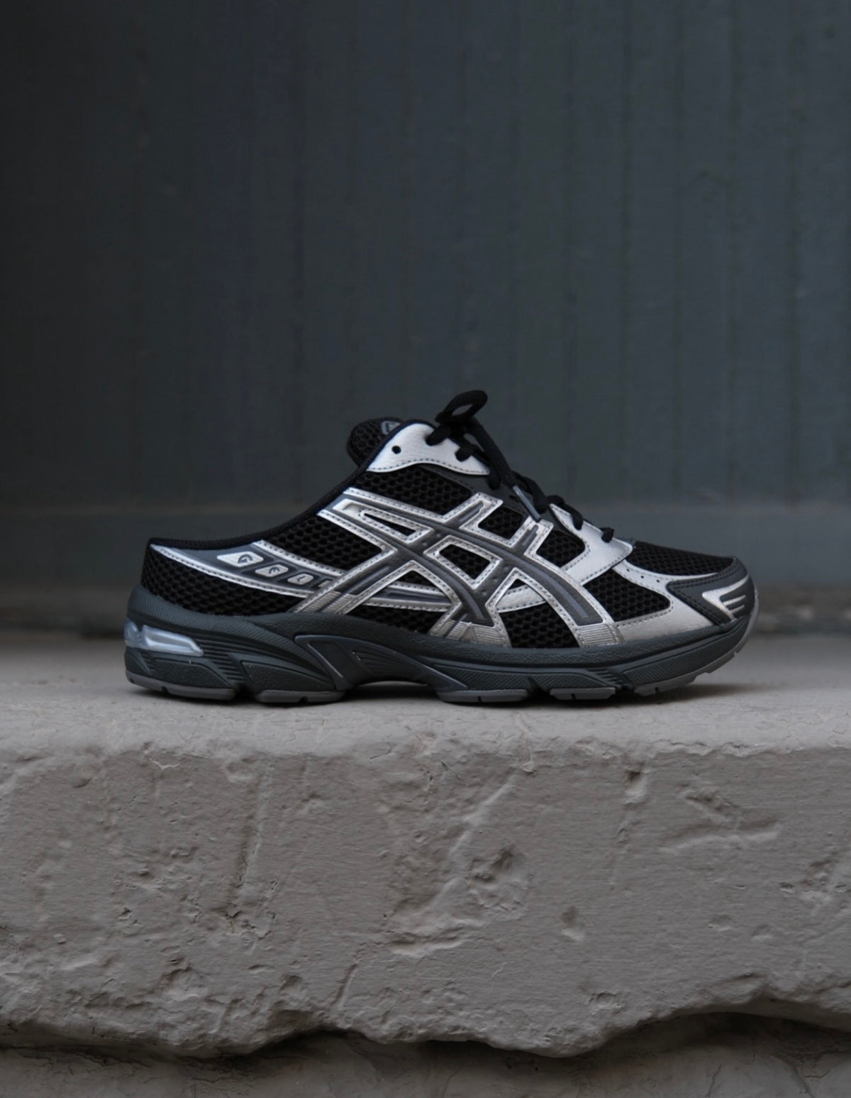 Gel-1130 Mule Black Graphite Grey