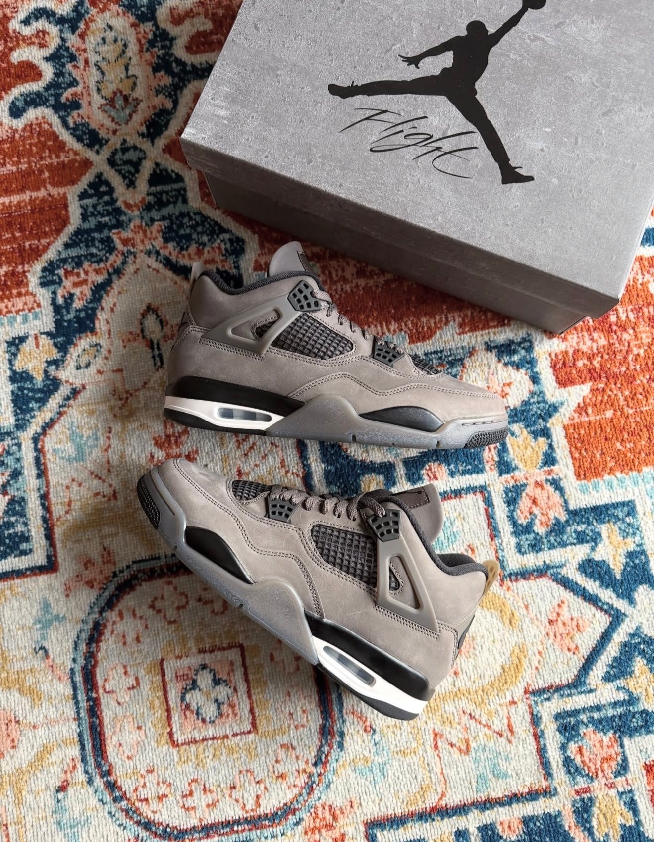 Air Jordan 4 Retro Cave Stone