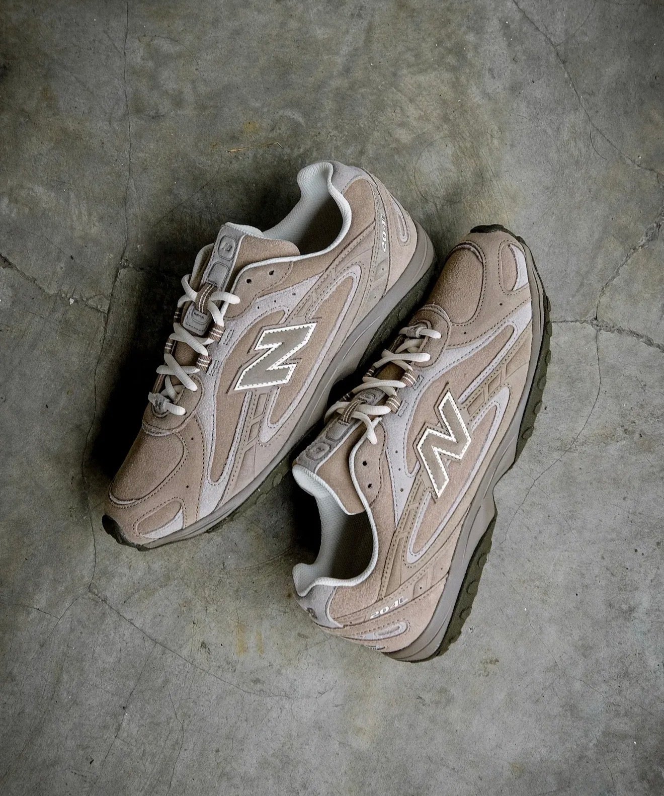 NB Balance 204L Mushroom Arid Stone