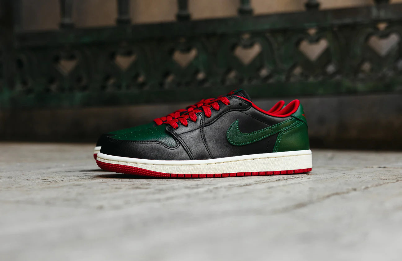 Air Jordan 1 Low Gorge Green