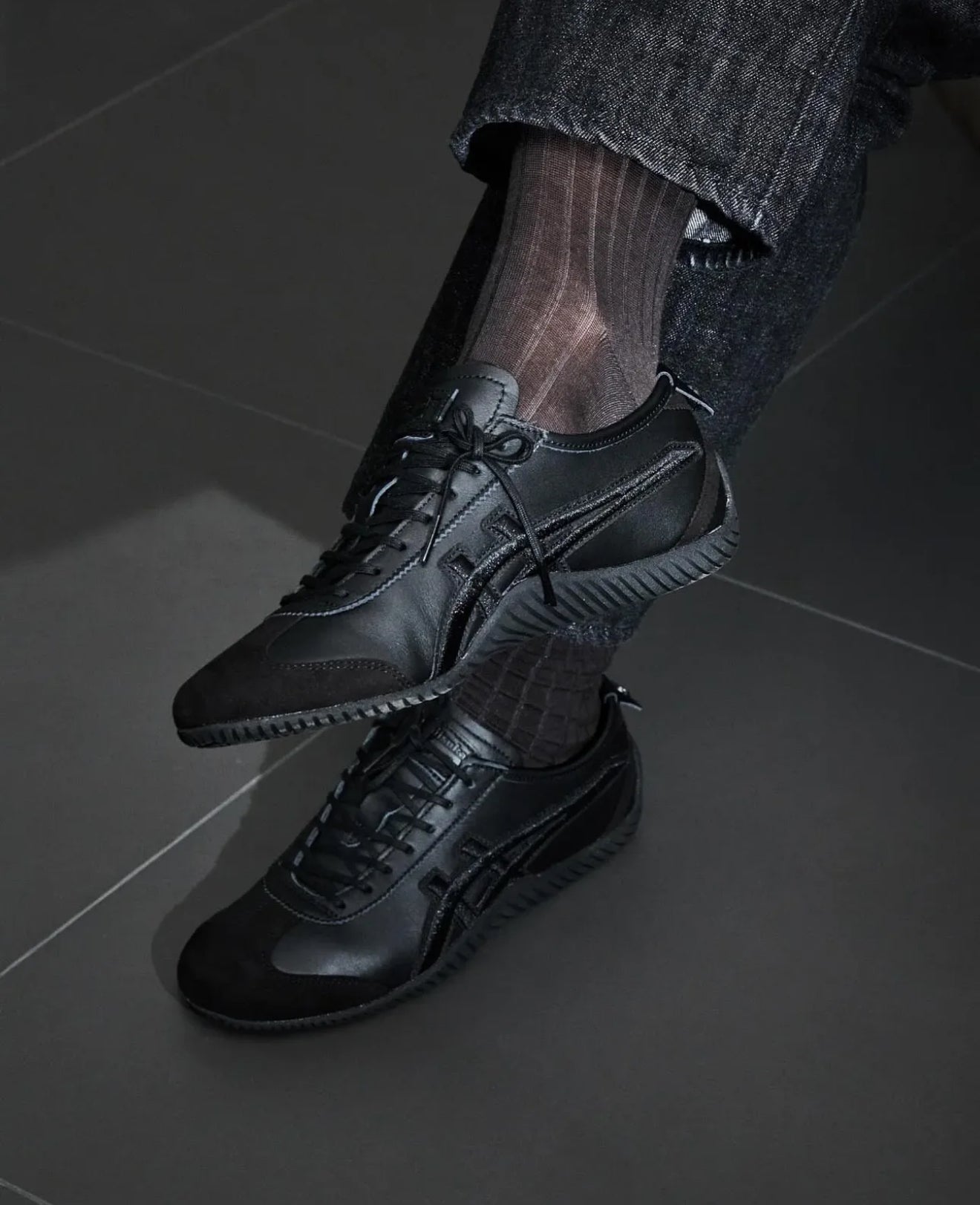 Mexico 66 Lace Up Driving Triple Black