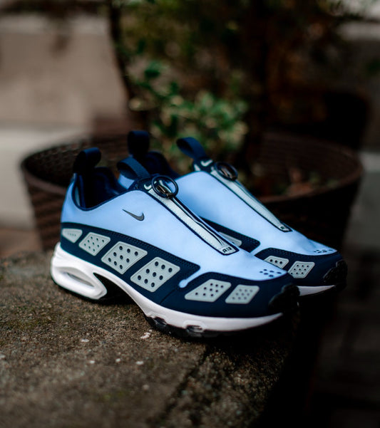 Airmax SNDR Blue Ice