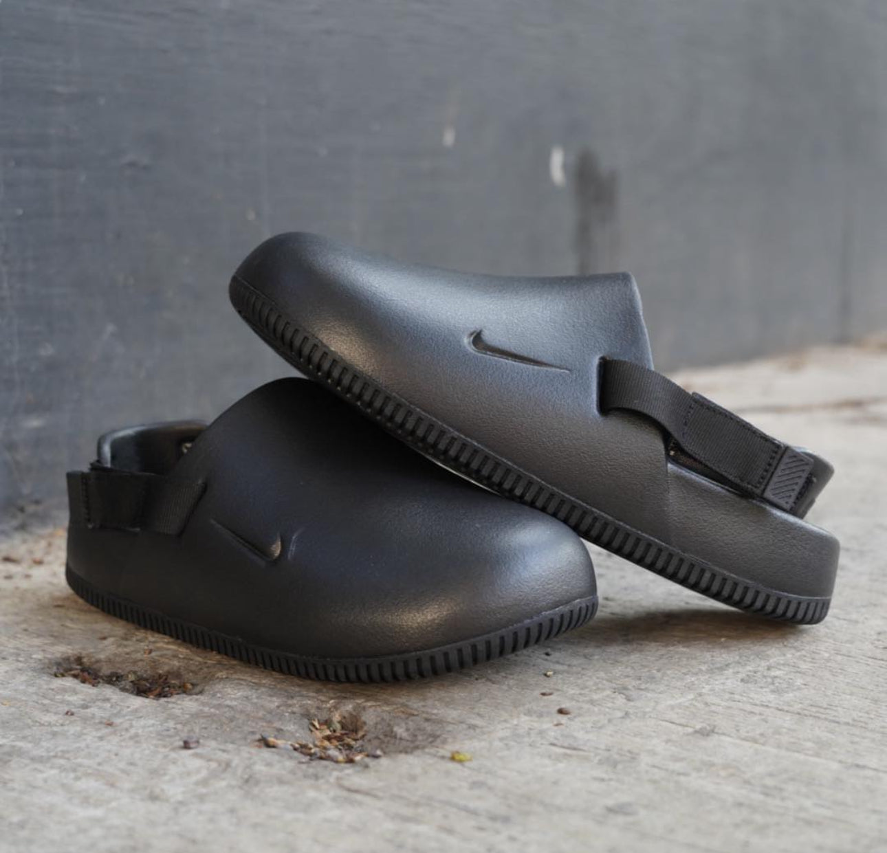 Air Calm Mule “ Black “