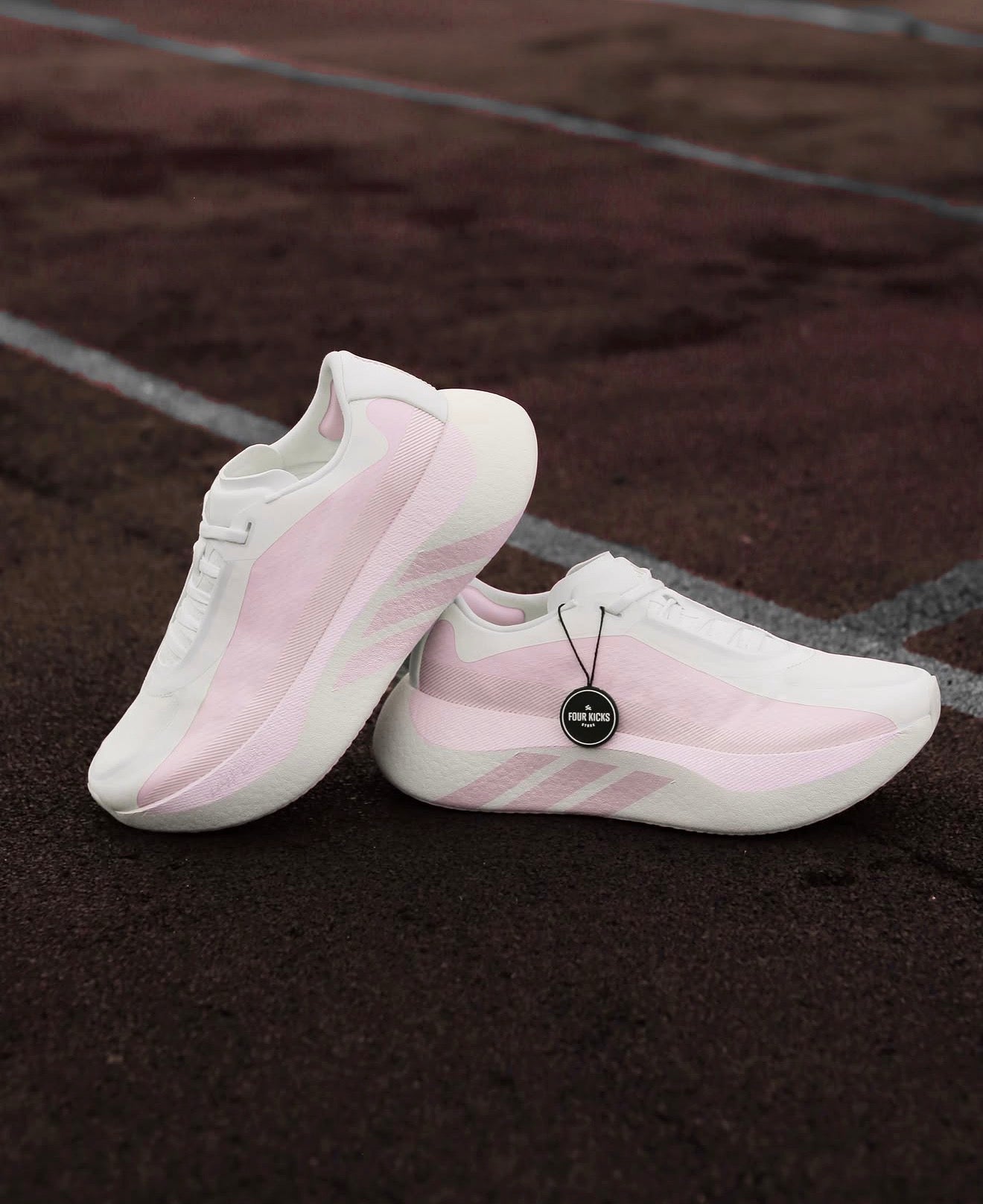 Hyperboost Edge Off White Clear Pink