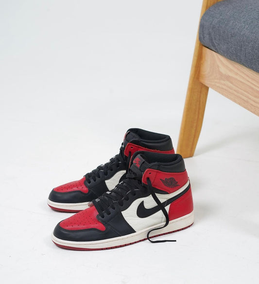 Air Jordan 1 High Retro “ Bred Toe “