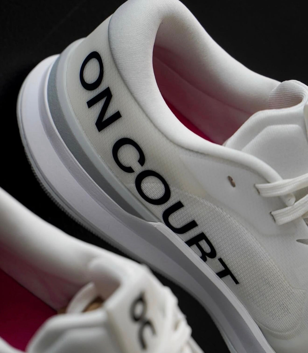 On The Roger Pro 3 White Pink