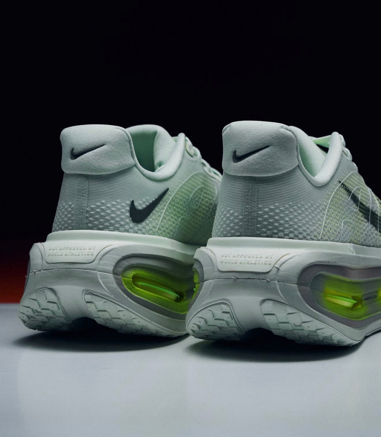 Vomero Premium Barely Volt