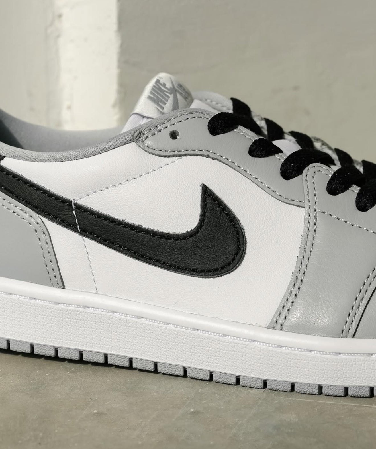 Air Jordan 1 Low Barons