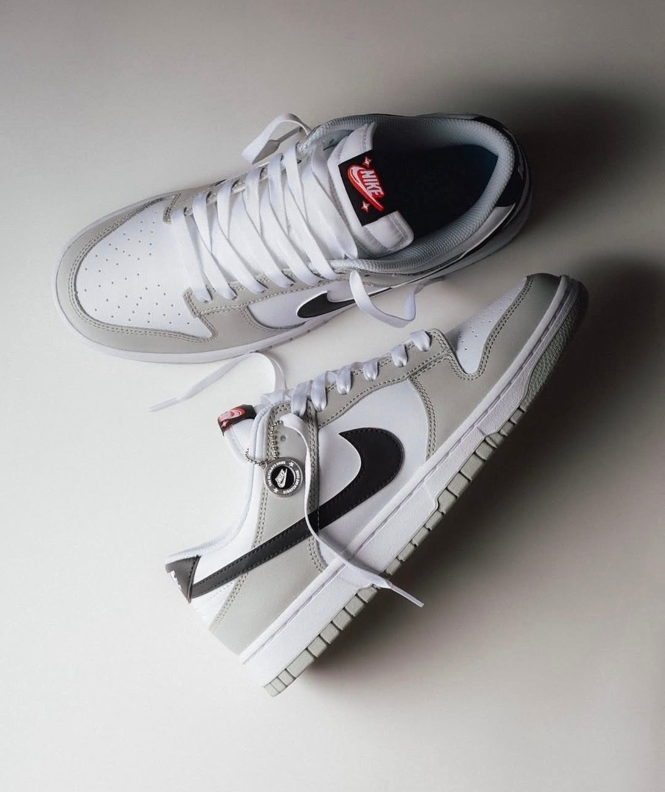 Dunk Low SE Lottery Grey