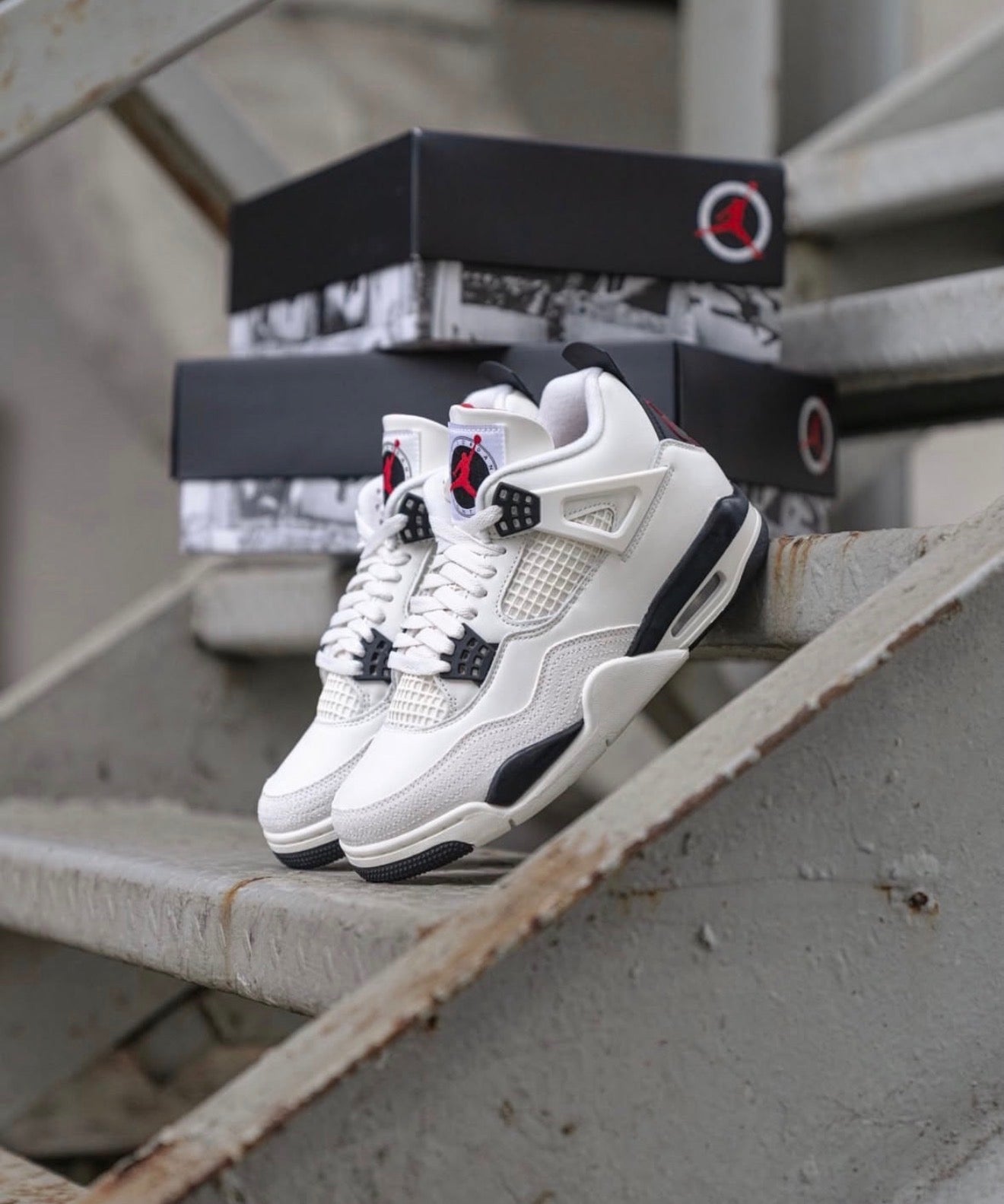 Air Jordan Retro 4 Flight Club