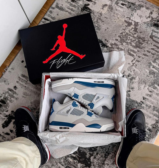 Air Jordan 4 Military Blue