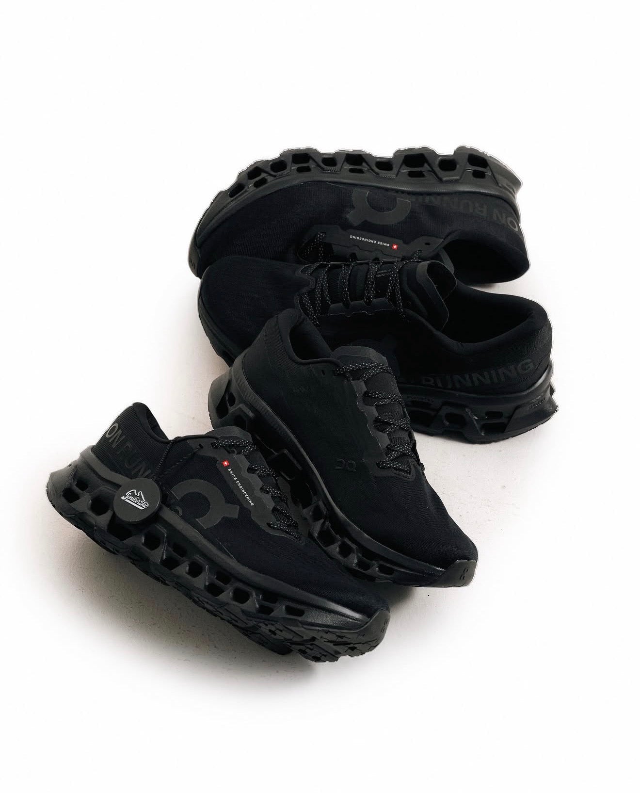 On Running Cloudmonster 3 Black