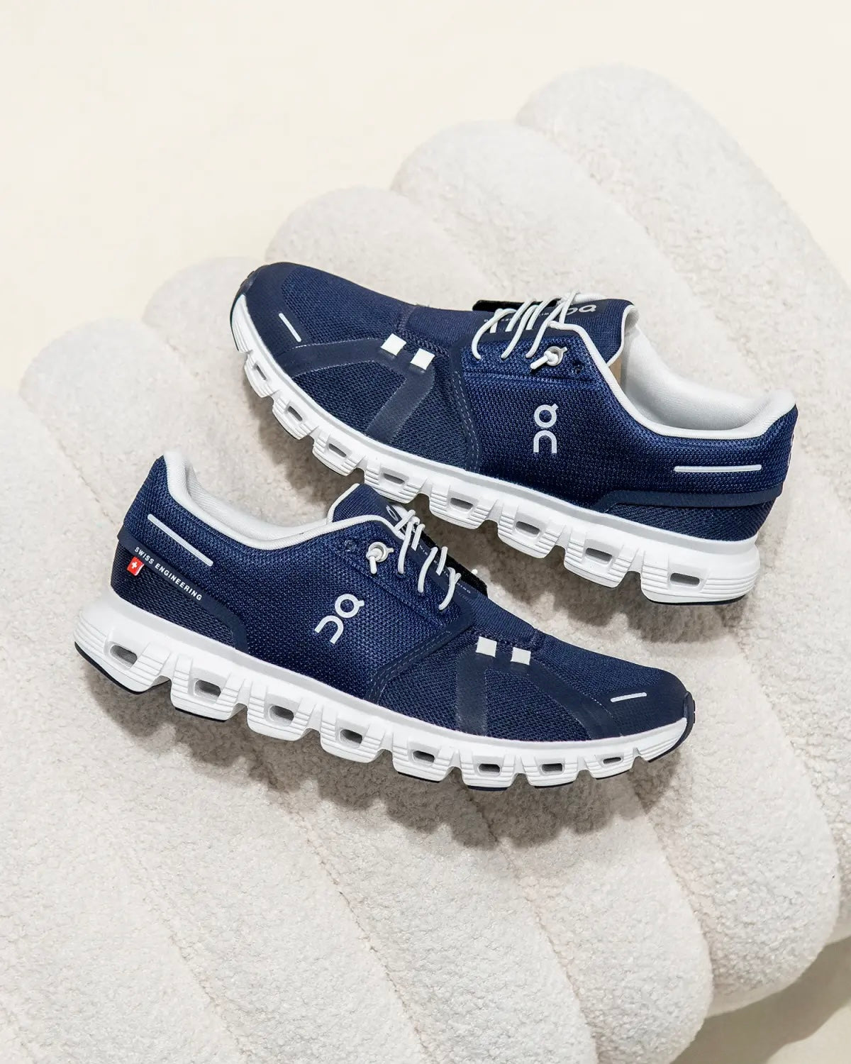 On Running Cloud 6 Midnight Blue