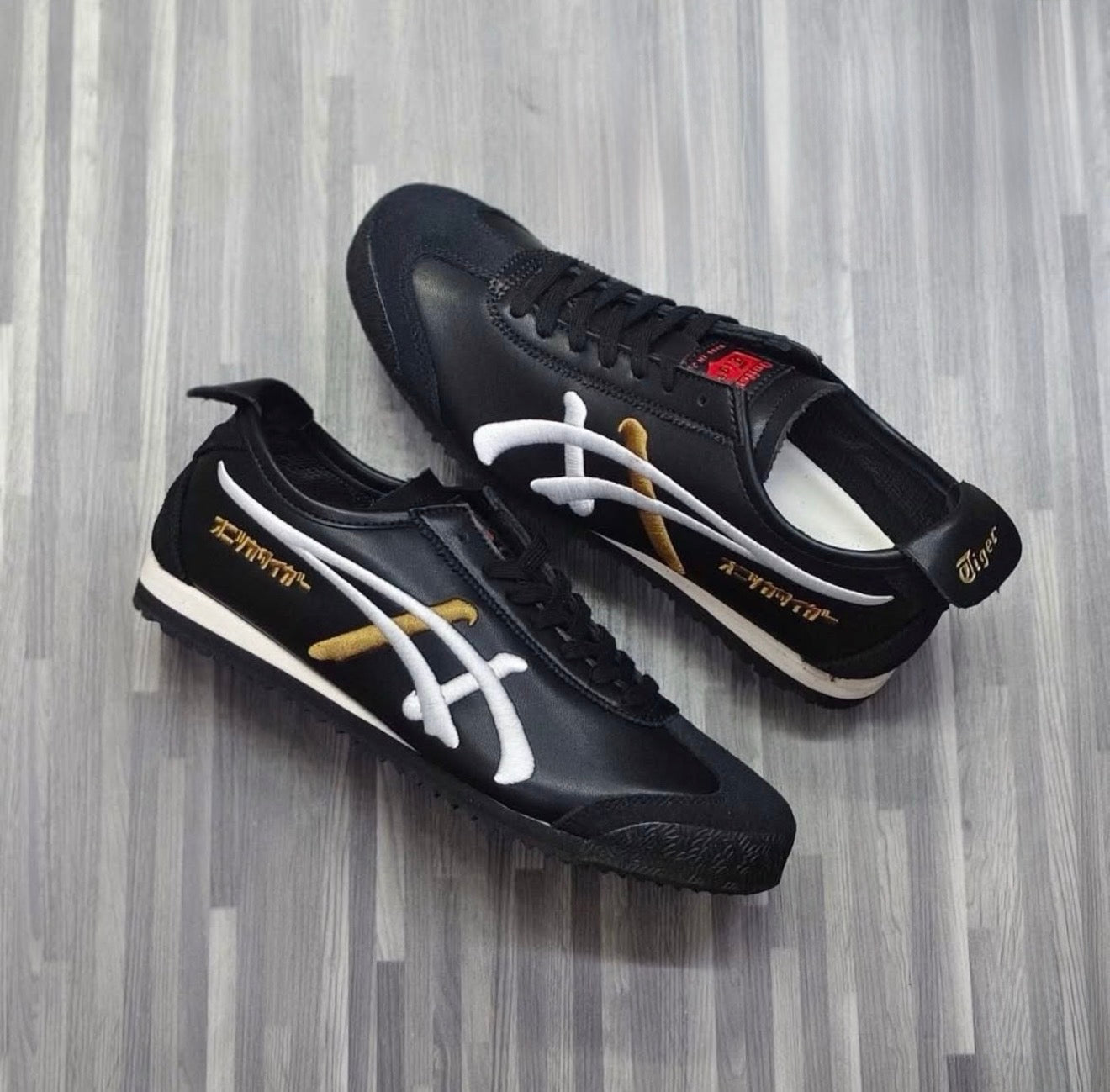 Mexico 66 NM Lace Up Black White ( Nippon )