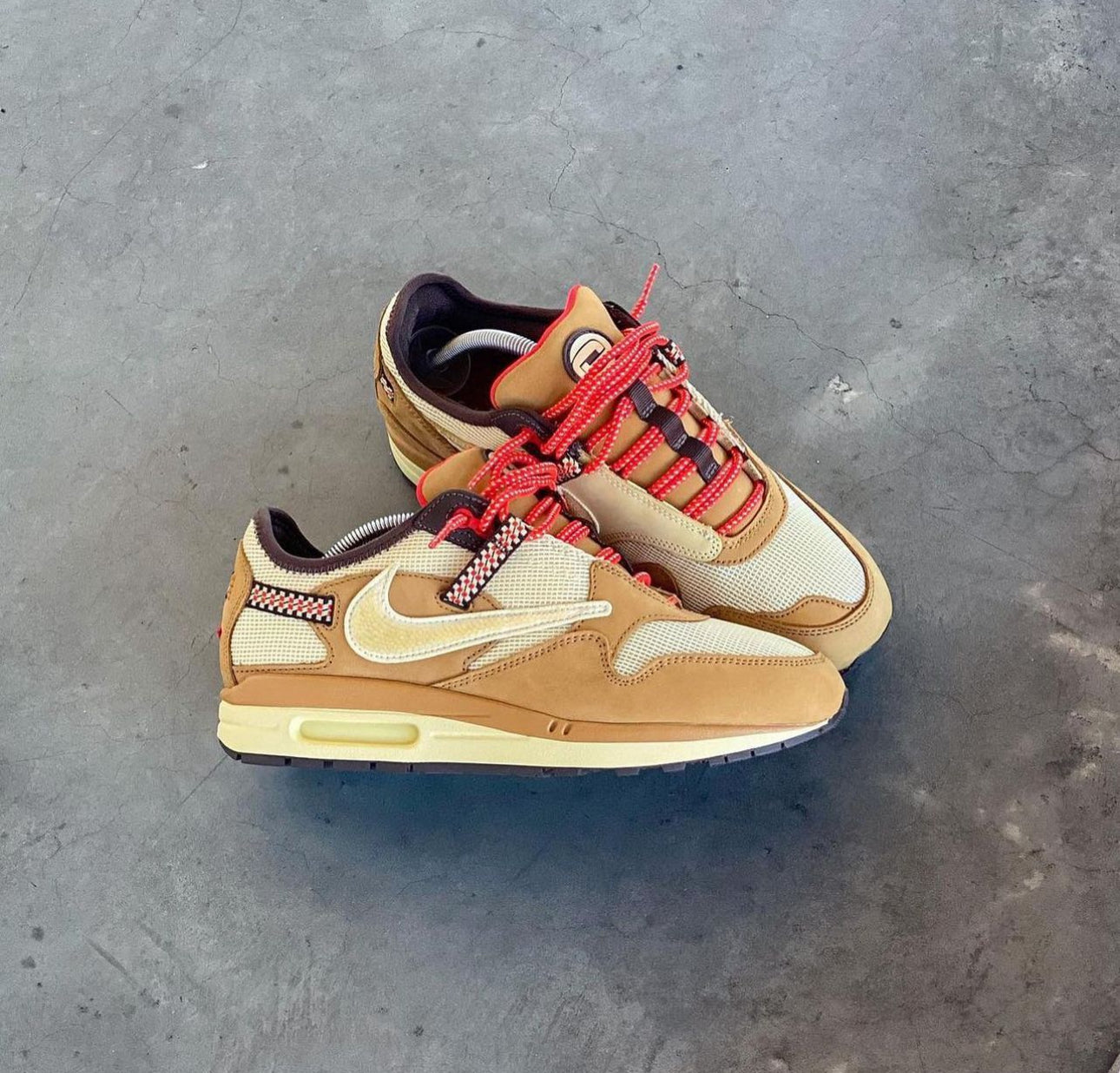 Travis Scott x Airmax 1 " Whea Lemon "